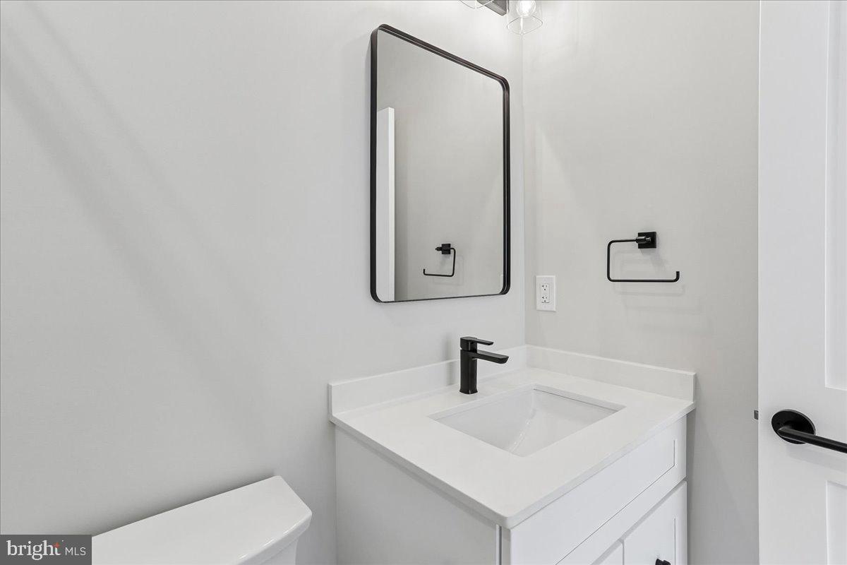 3929 Fulton St Nw #a Property Photo 30