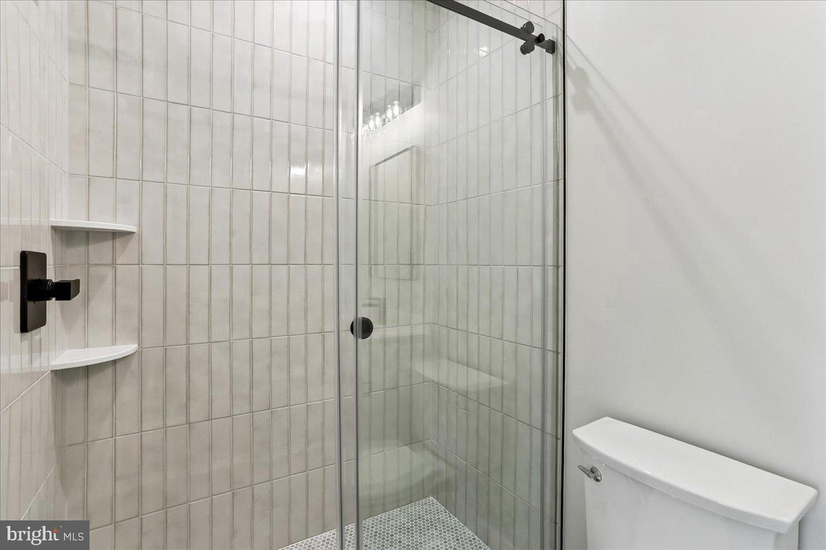 3929 Fulton St Nw #a Property Photo 35