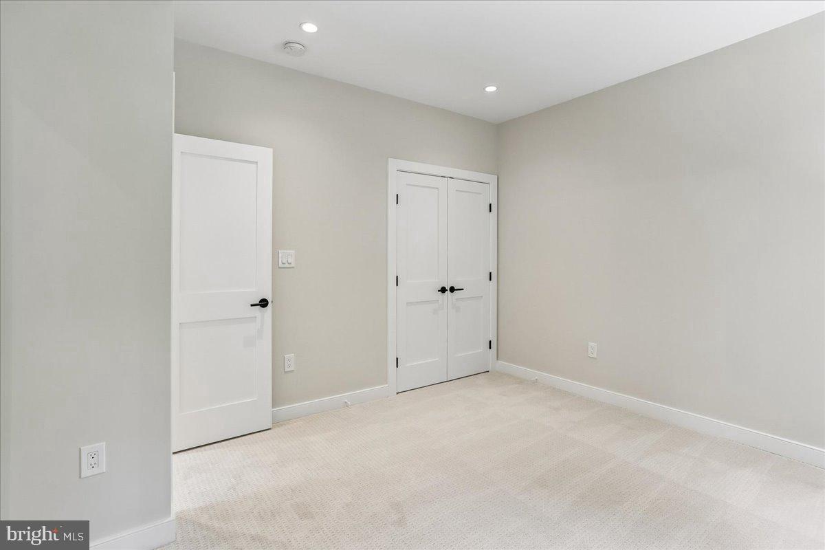 3929 Fulton St Nw #a Property Photo 38