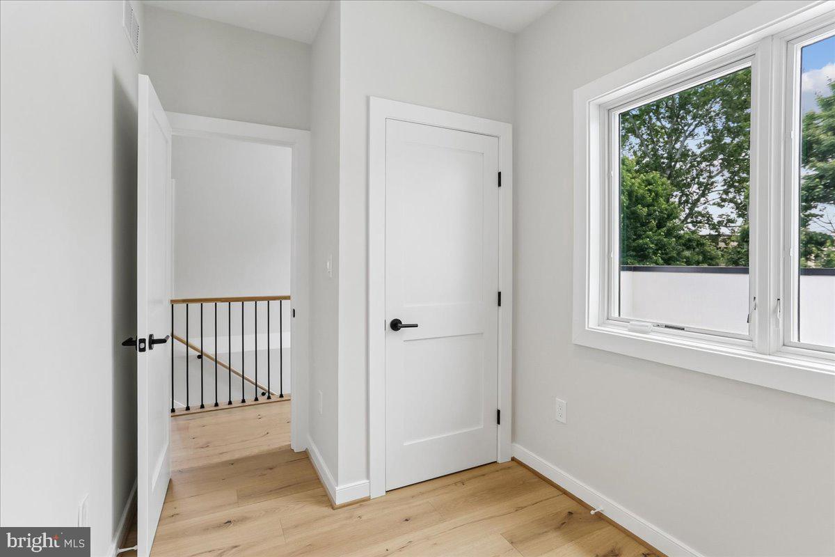 3929 Fulton St Nw #a Property Photo 41