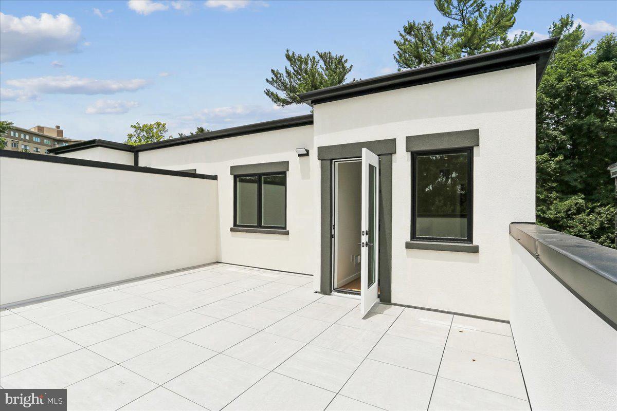 3929 Fulton St Nw #a Property Photo 43