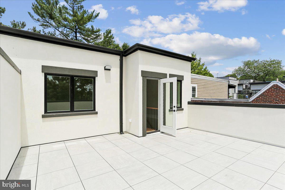 3929 Fulton St Nw #a Property Photo 44