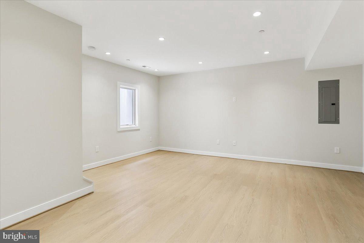 3929 Fulton St Nw #a Property Photo 50