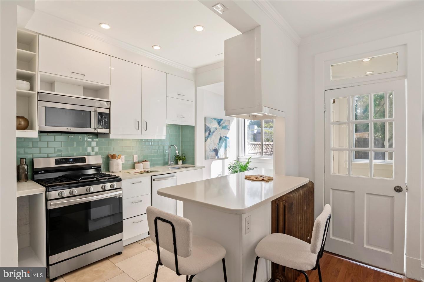 DCDC2275966 Property Photo 9