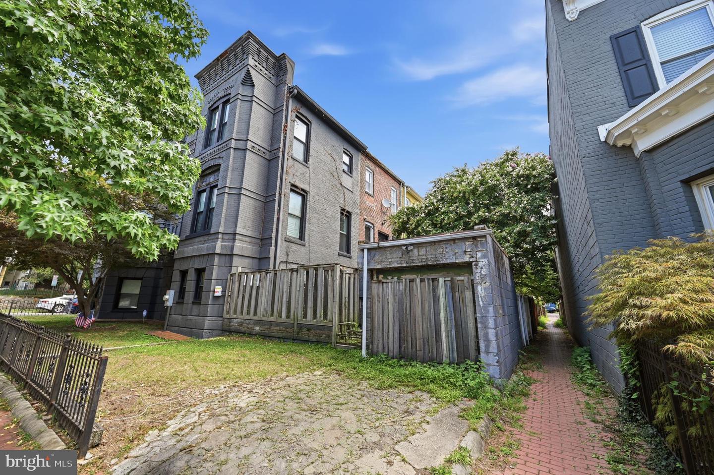 401 M St Ne Property Photo 3