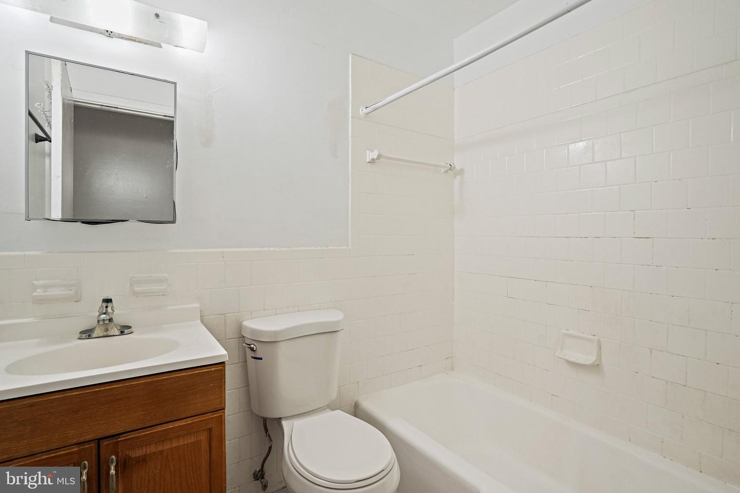 4270 East Capitol St Ne #301 Property Photo 10