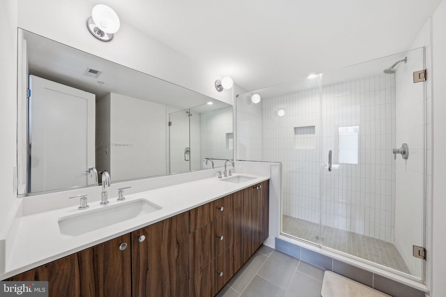 826 Upshur St Nw #2 Property Photo 6