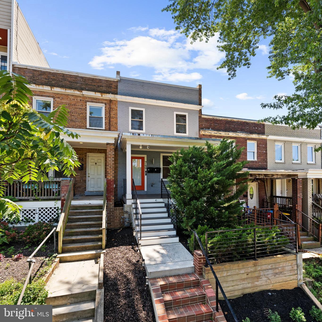 740 Fairmont St Nw #a Property Photo 1