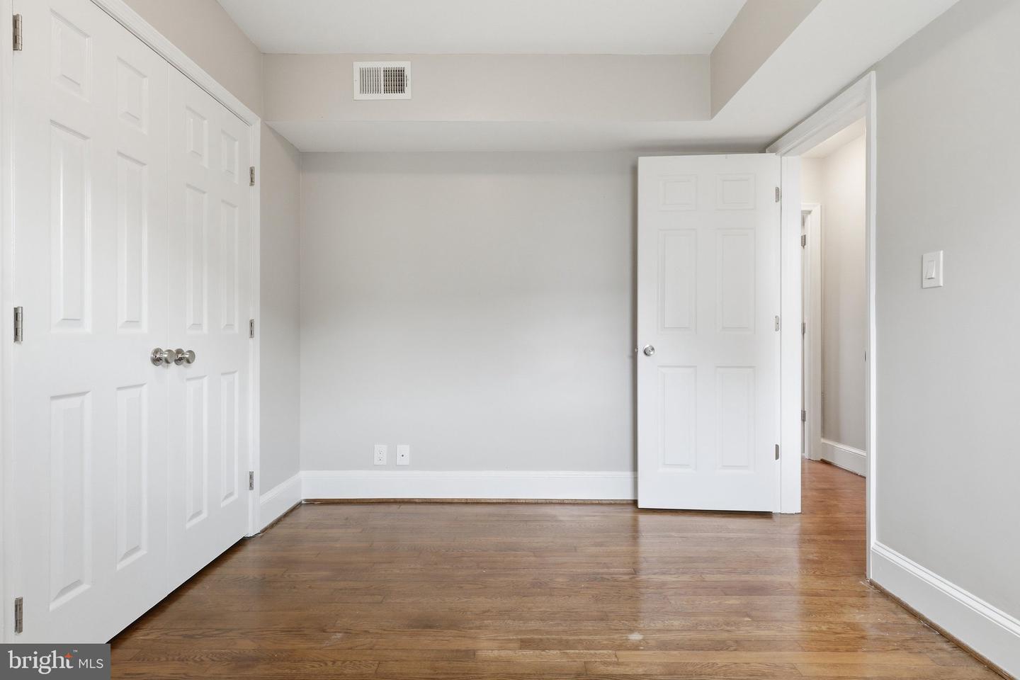 1231 Penn St Ne #1 Property Photo 17