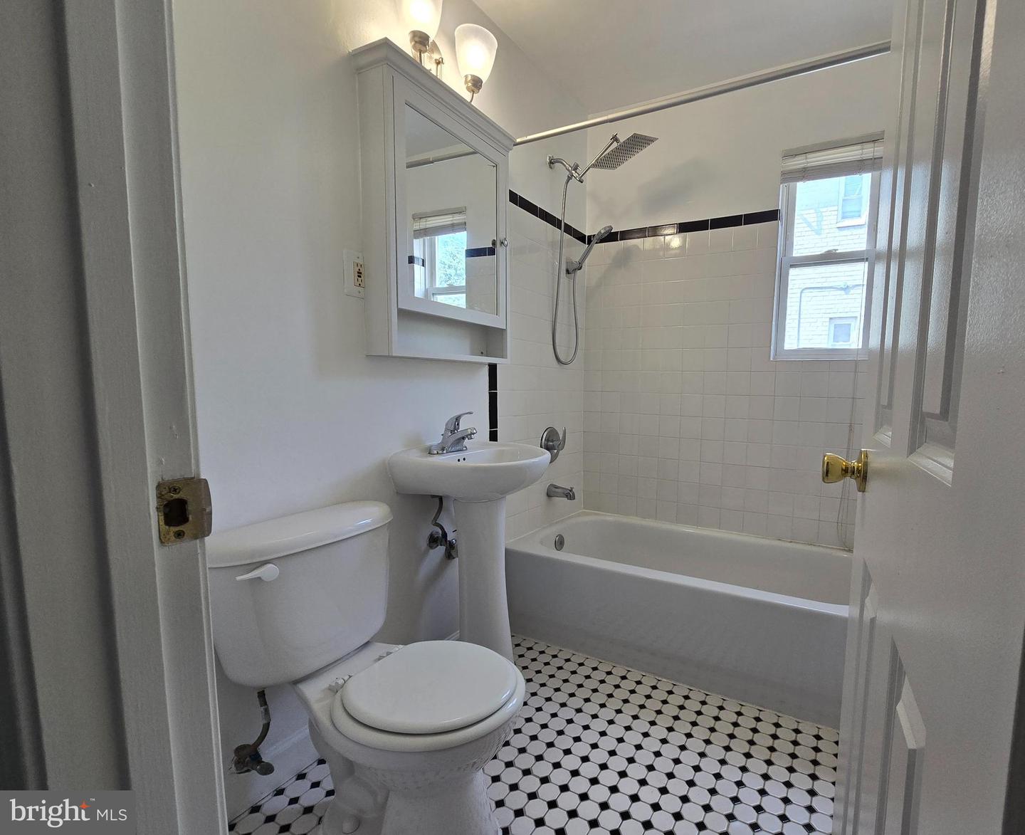 705 Brandywine St Se #201 Property Photo 8