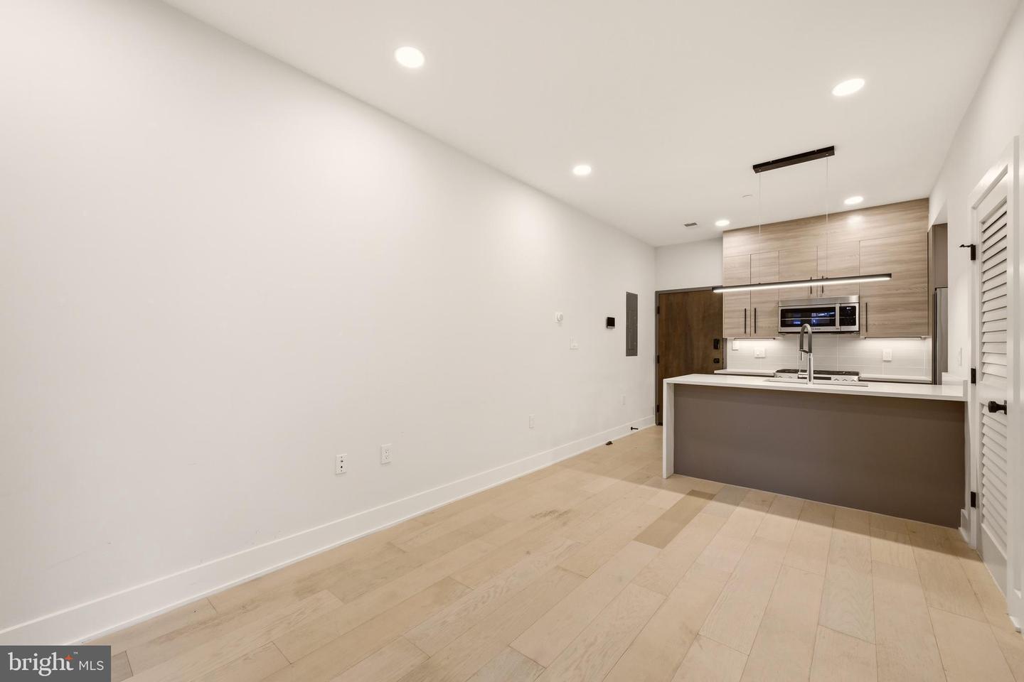 1471 Harvard St Nw #2 Property Photo 20