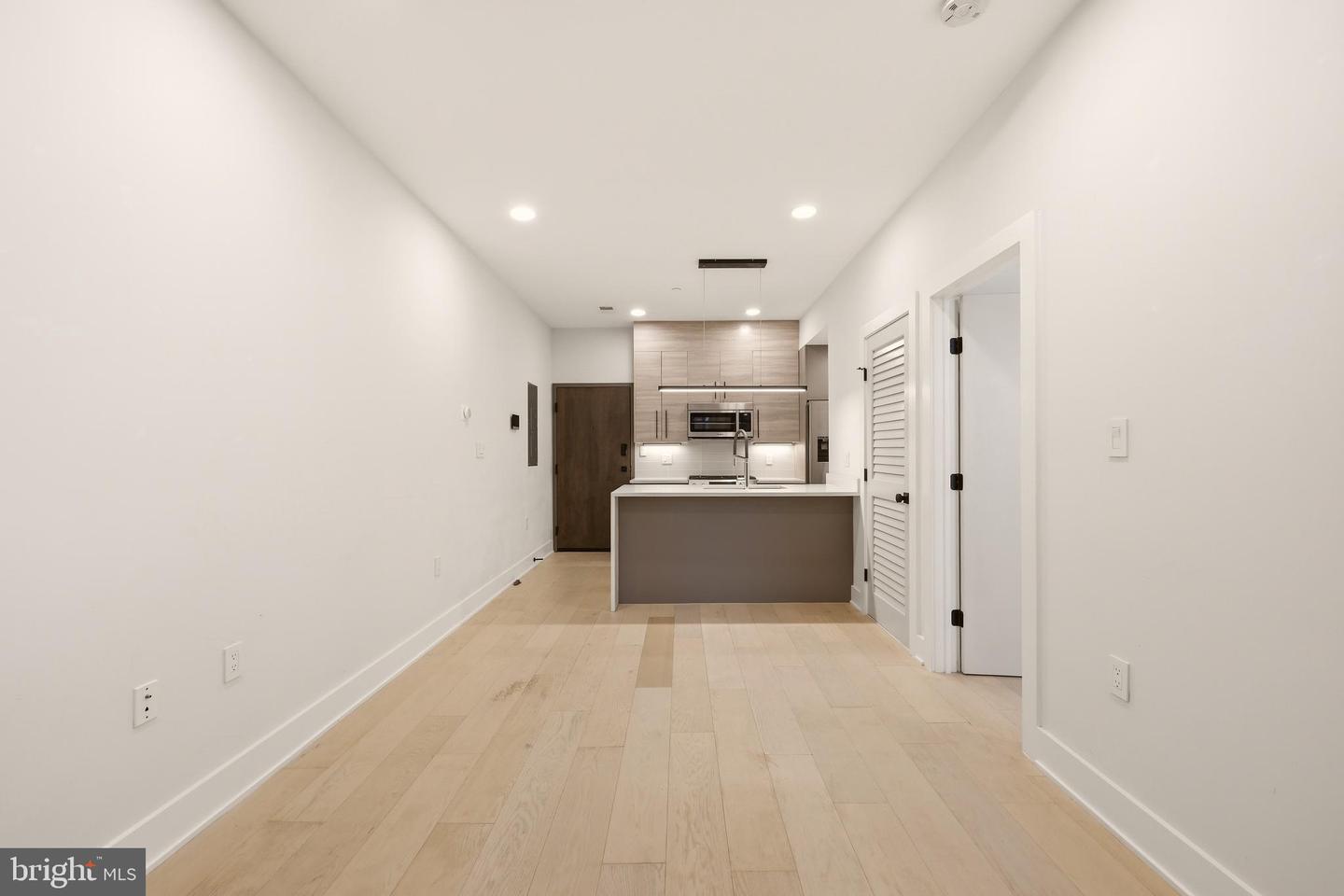 1471 Harvard St Nw #2 Property Photo 21