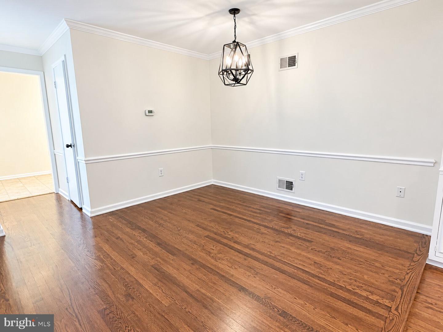 4436 Macarthur Blvd Nw #4b Property Photo 12