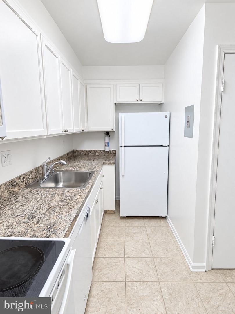 4436 Macarthur Blvd Nw #4b Property Photo 18