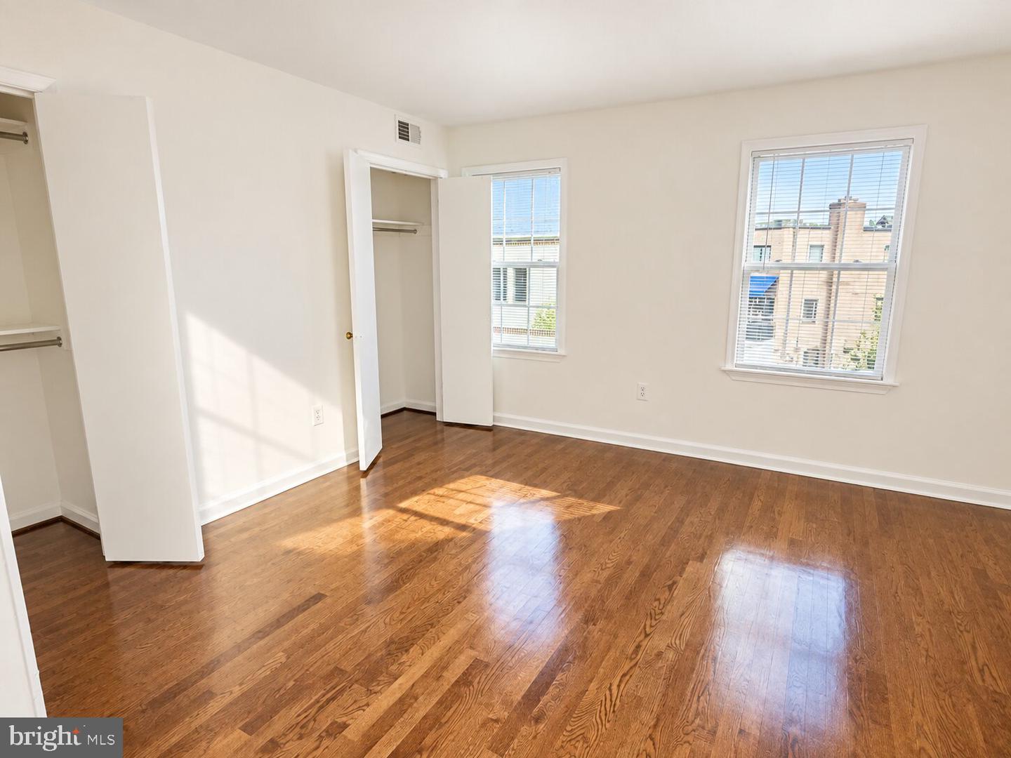 4436 Macarthur Blvd Nw #4b Property Photo 22