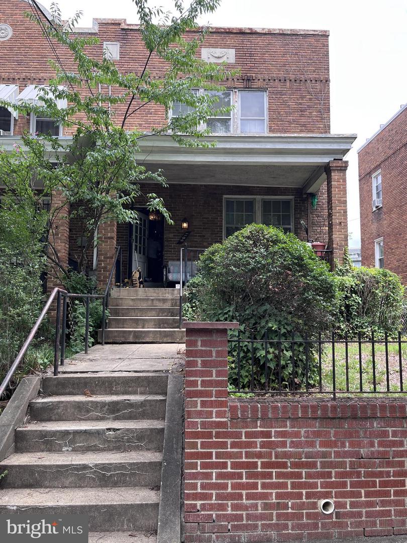 5011 Illinois Ave Nw Property Photo 1
