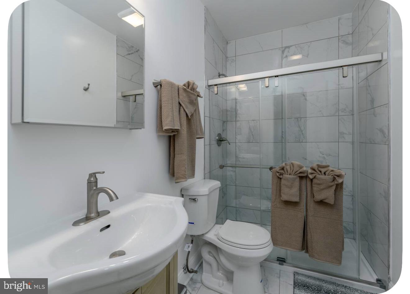 1705 West Virginia Ave Ne #unit 4 Property Photo 6
