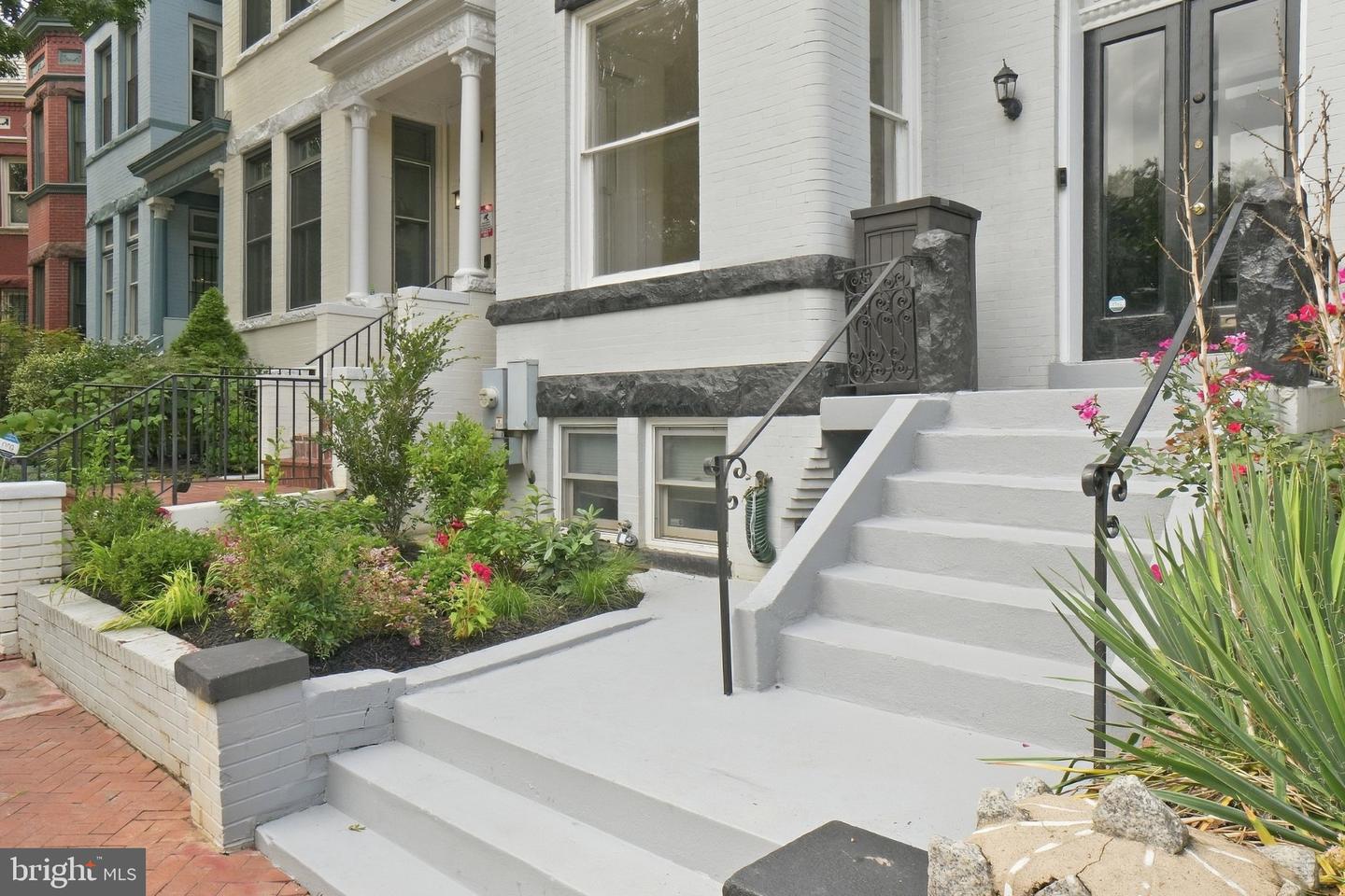 1854 3rd St Nw Property Photo 57