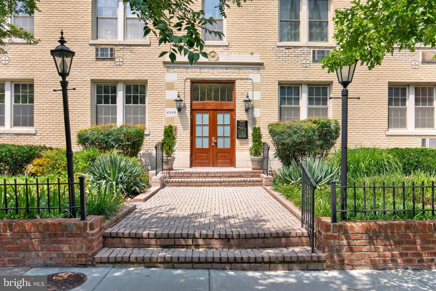 3026 Wisconsin Ave Nw #205 Property Photo 1