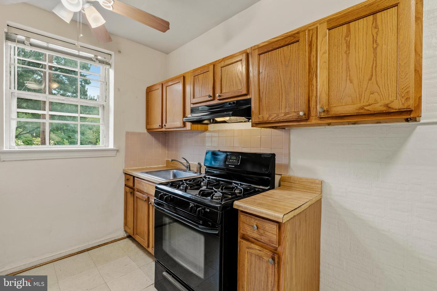 1446 Tuckerman St Nw #105 Property Photo 27