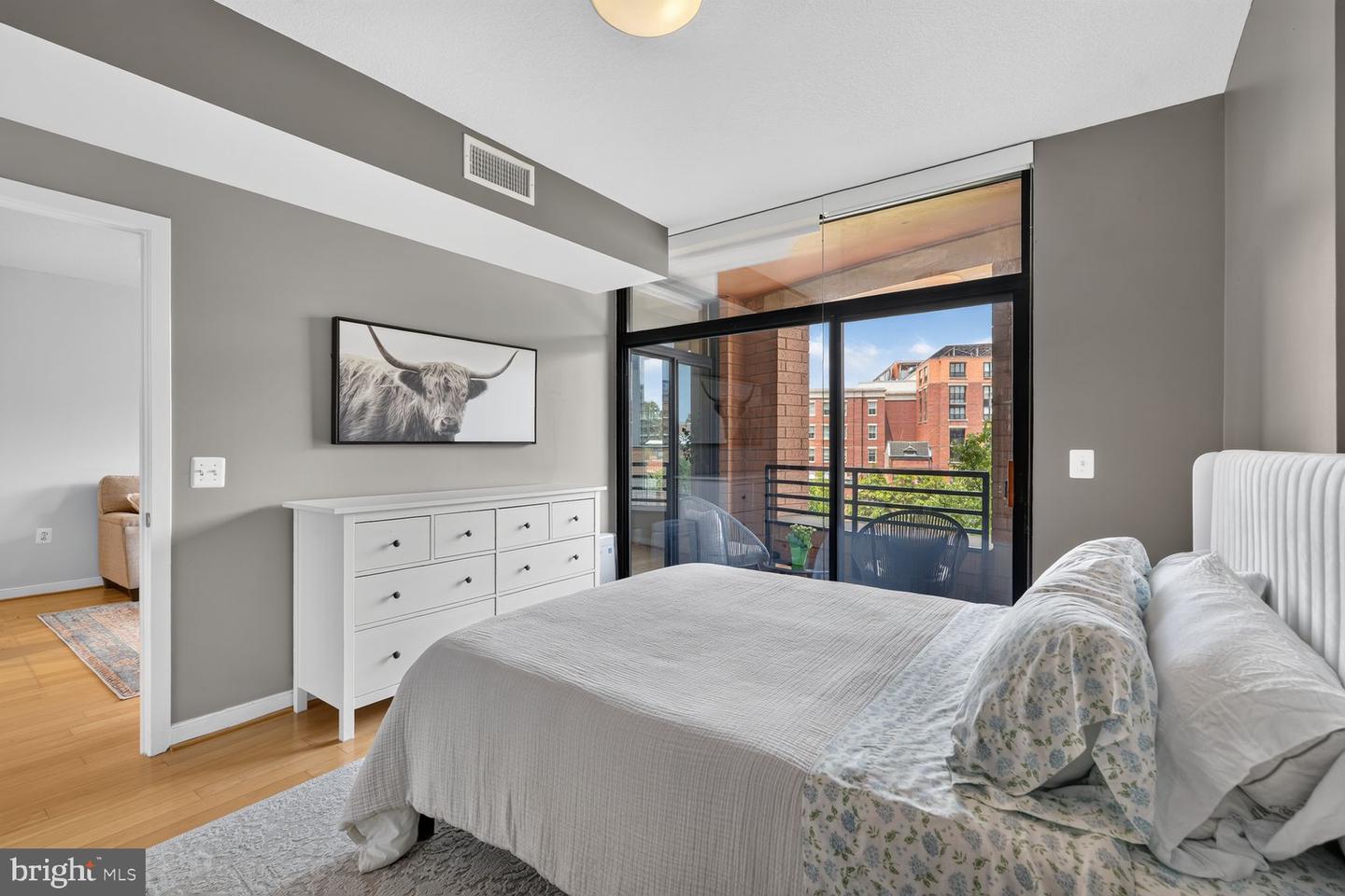 1010 Massachusetts Ave Nw #602 Property Photo 14