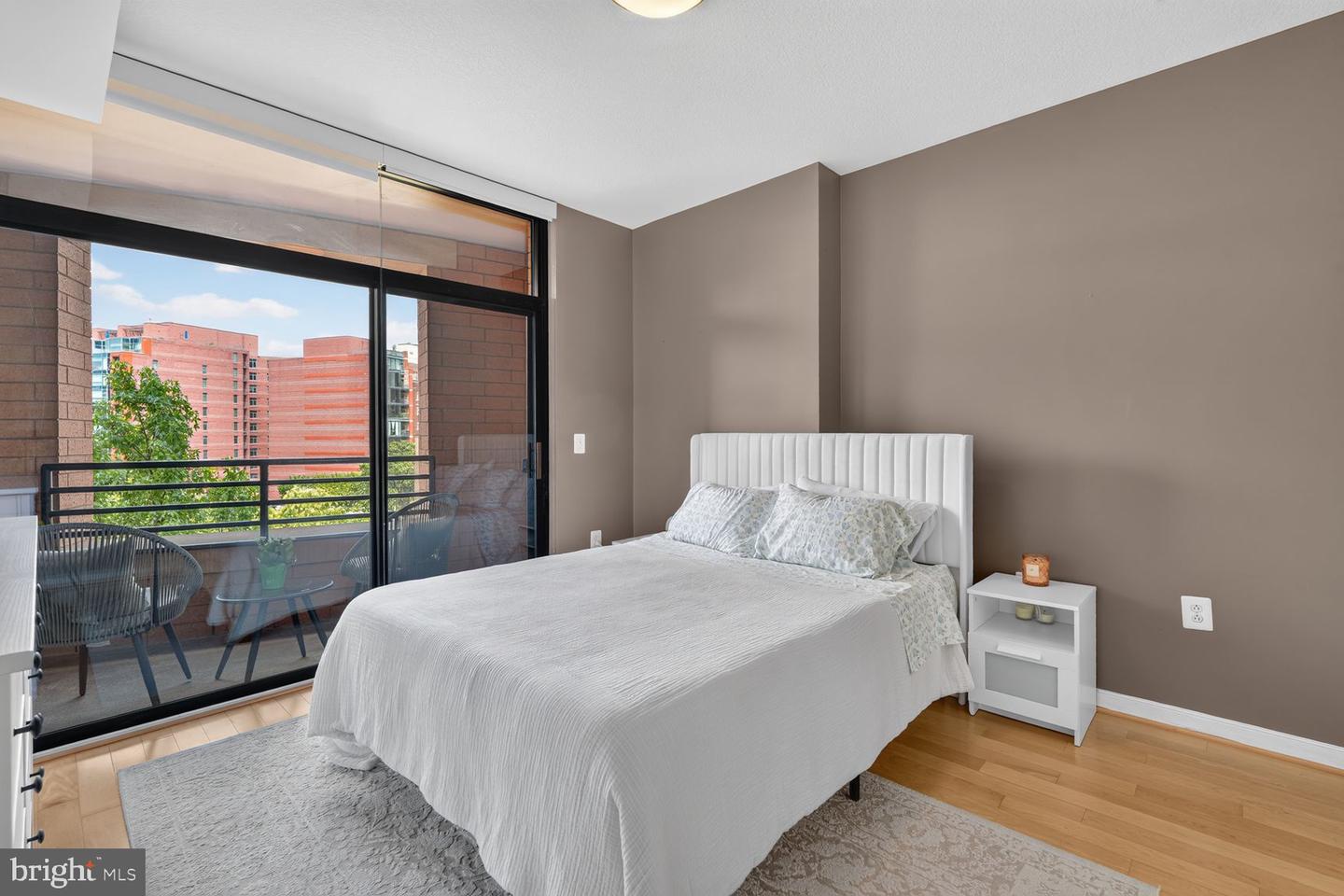 1010 Massachusetts Ave Nw #602 Property Photo 15