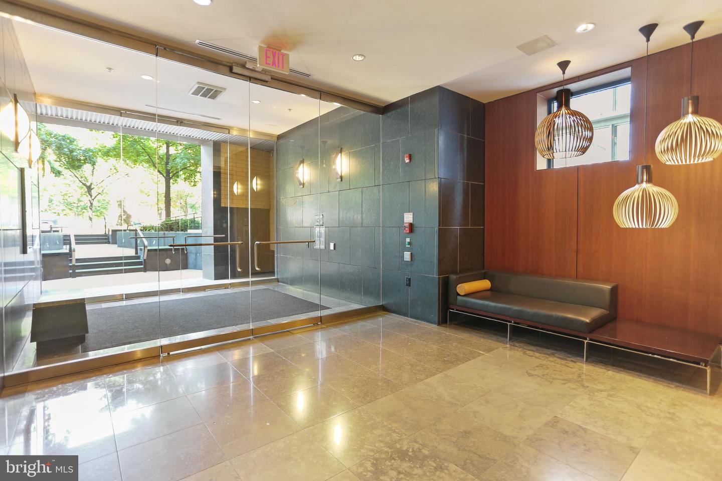 1010 Massachusetts Ave Nw #602 Property Photo 27