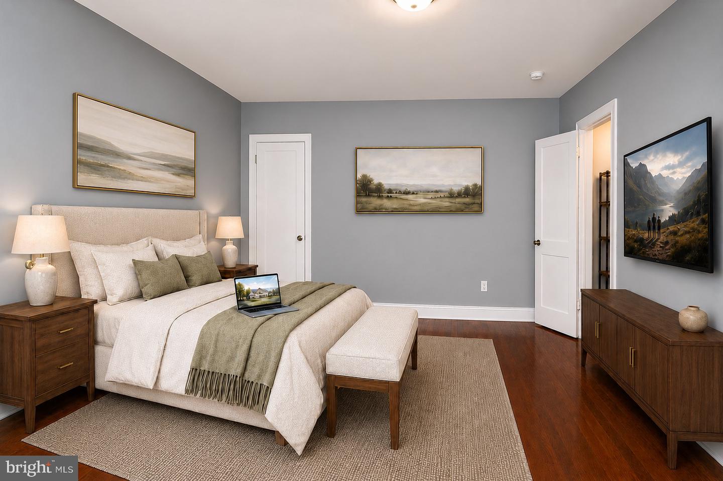 1329 Orren Ne #2 Property Photo 11