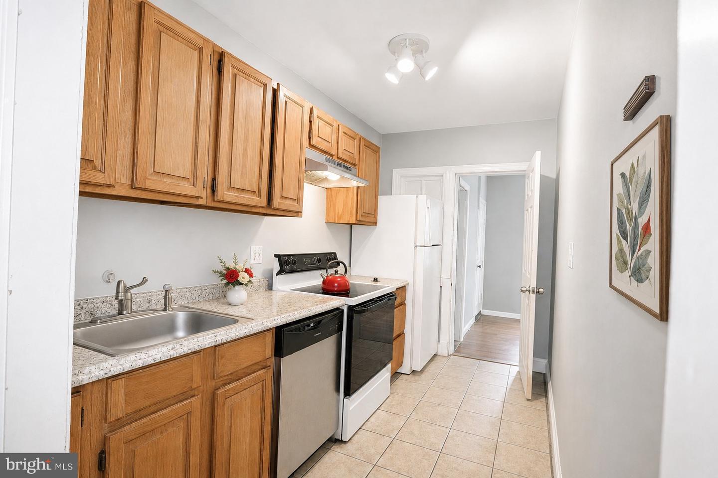 1329 Orren Ne #2 Property Photo 14