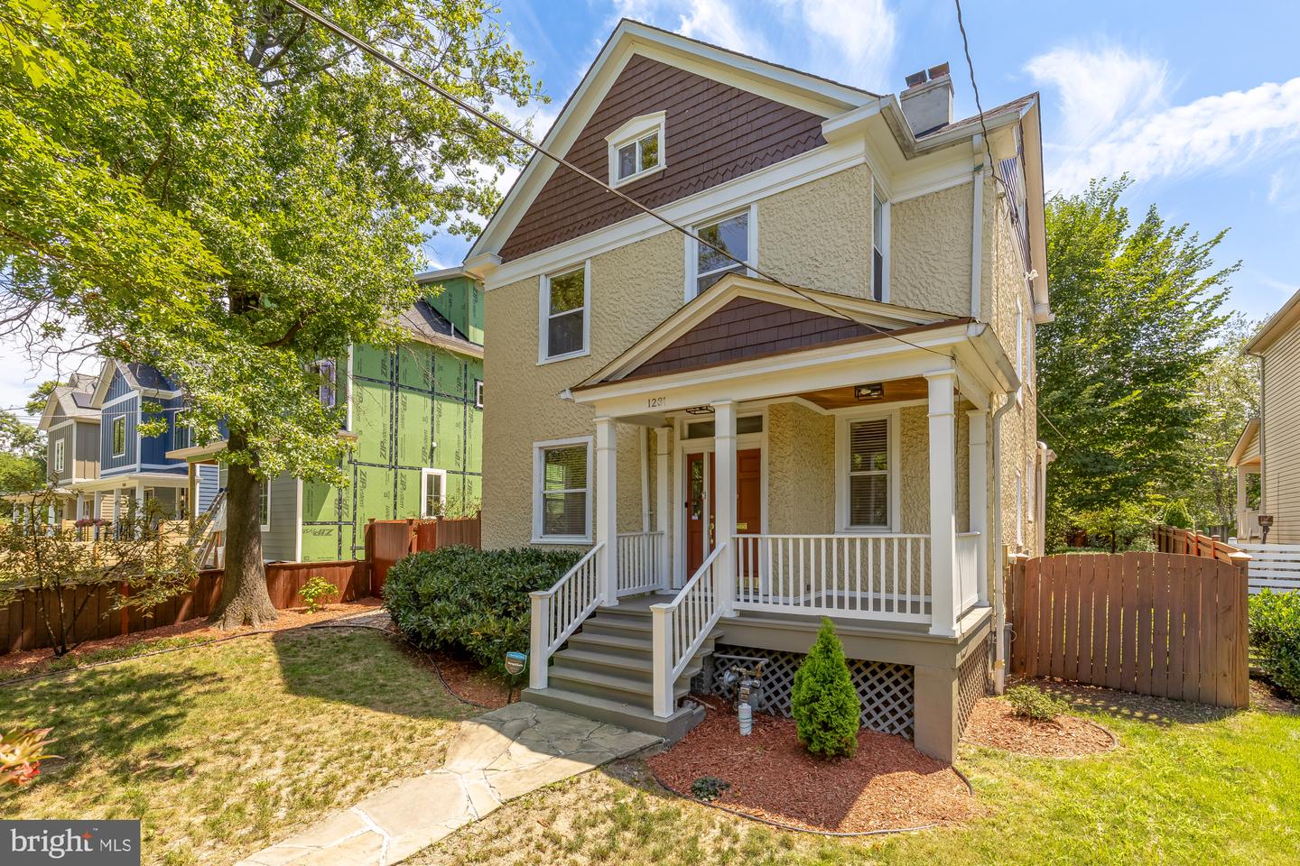 1231 Franklin St Ne Property Photo 1