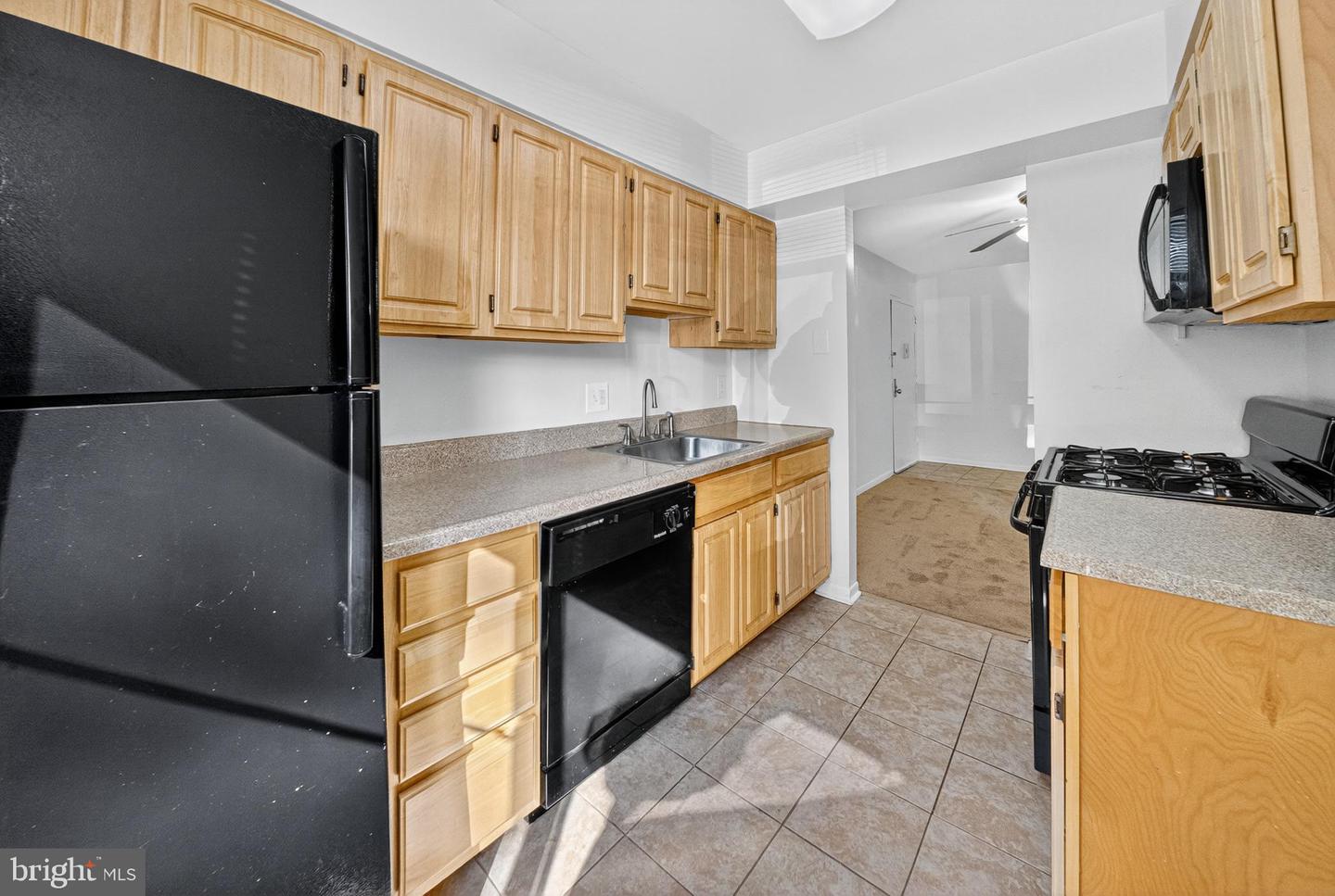 400 Taylor St Ne #m34 Property Photo 4
