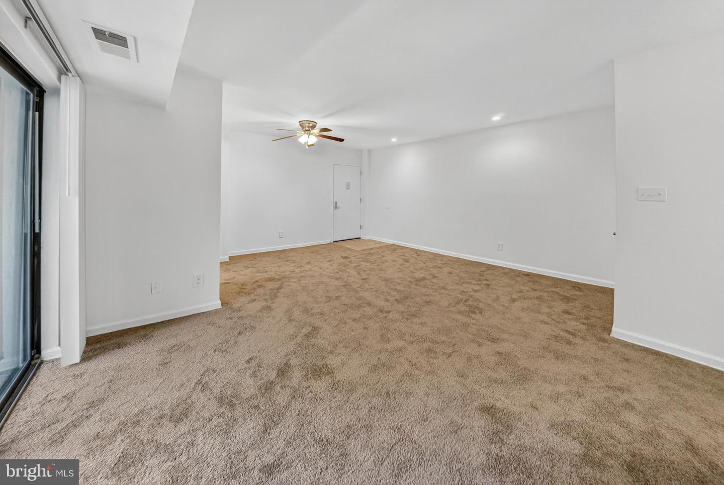 400 Taylor St Ne #m34 Property Photo 5