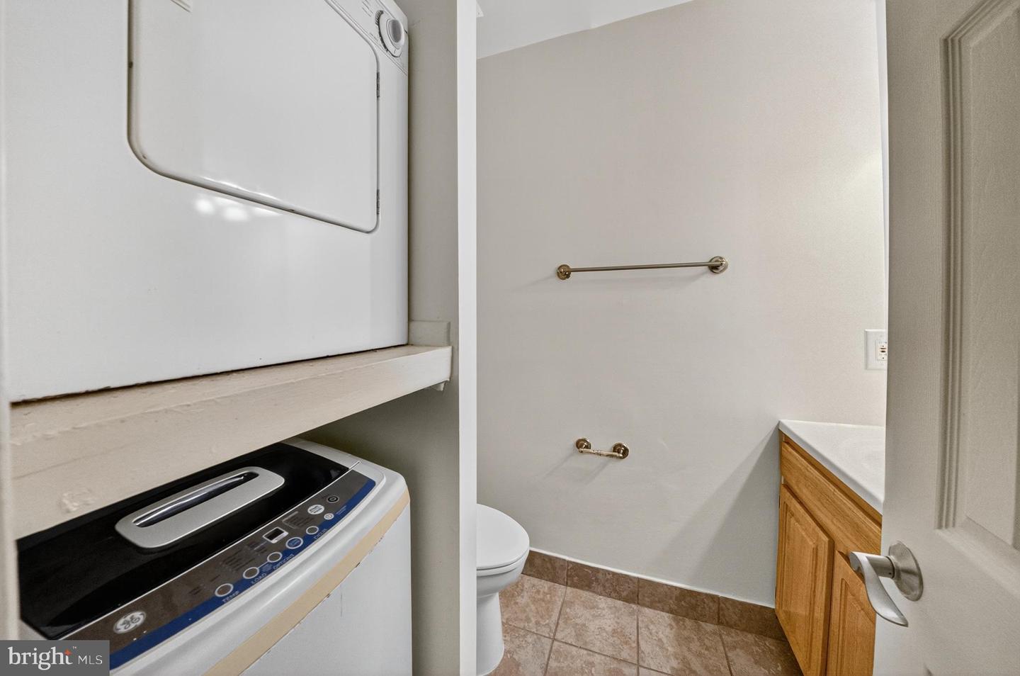 400 Taylor St Ne #m34 Property Photo 13