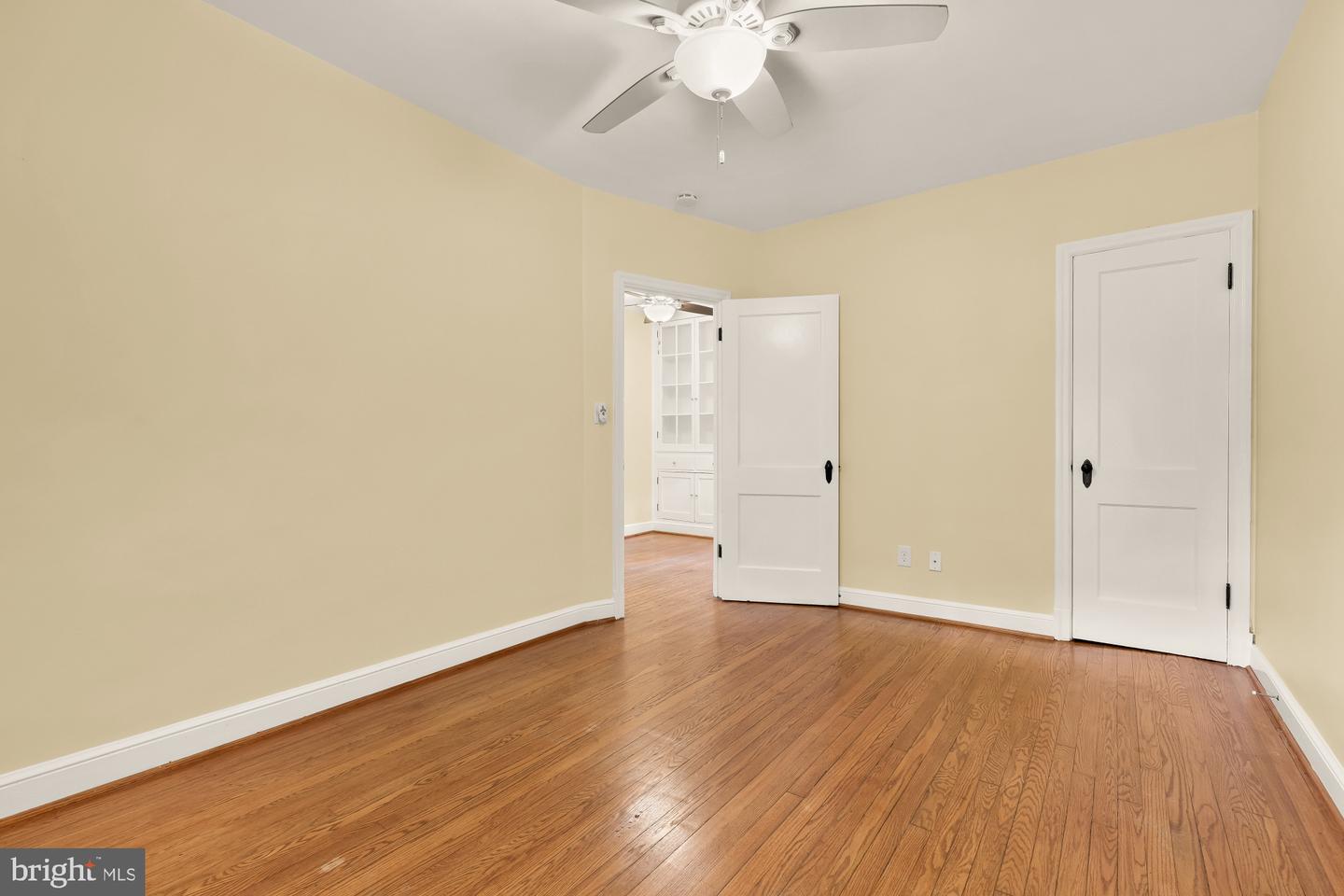 719 Hamlin Street Ne #2 Property Photo 12