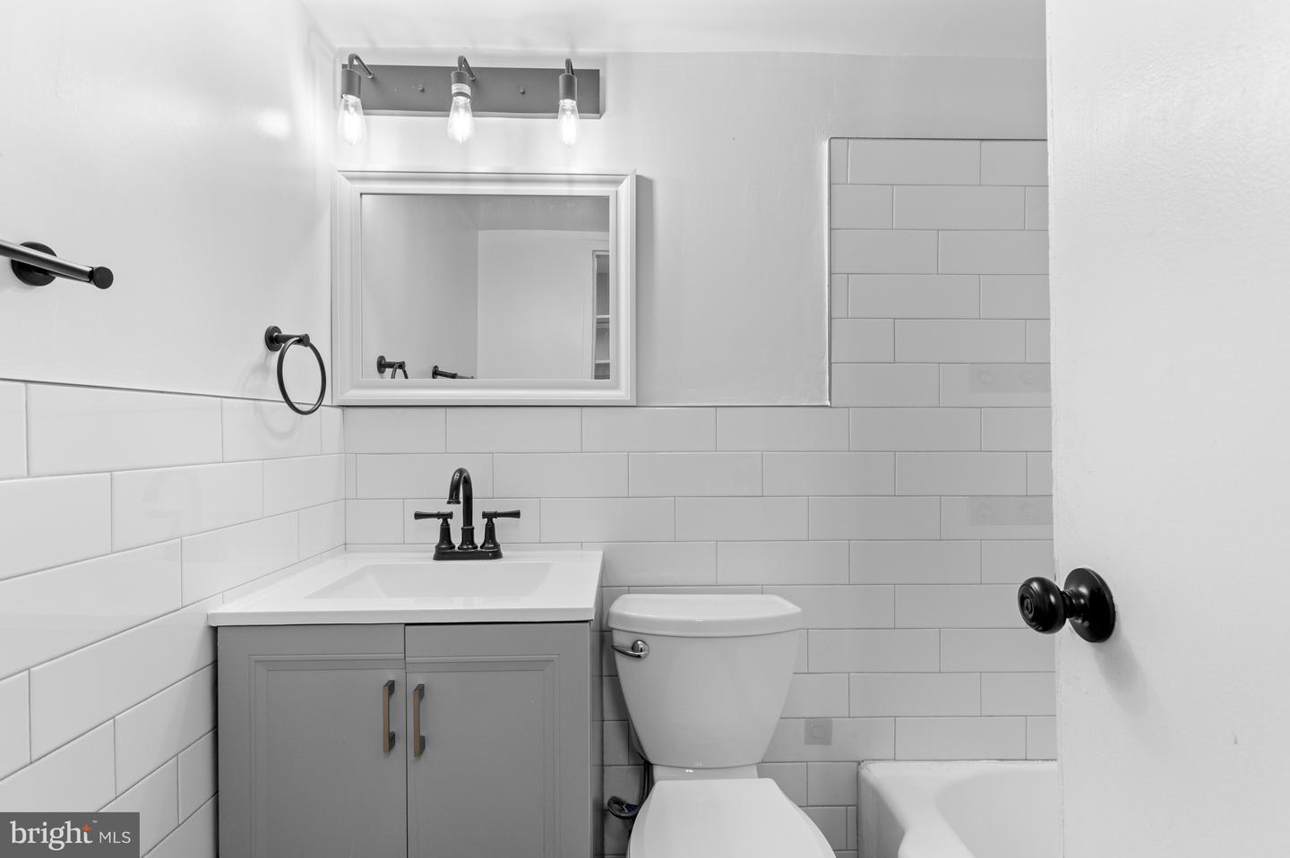 1801 Clydesdale Pl Nw #505 Property Photo 18