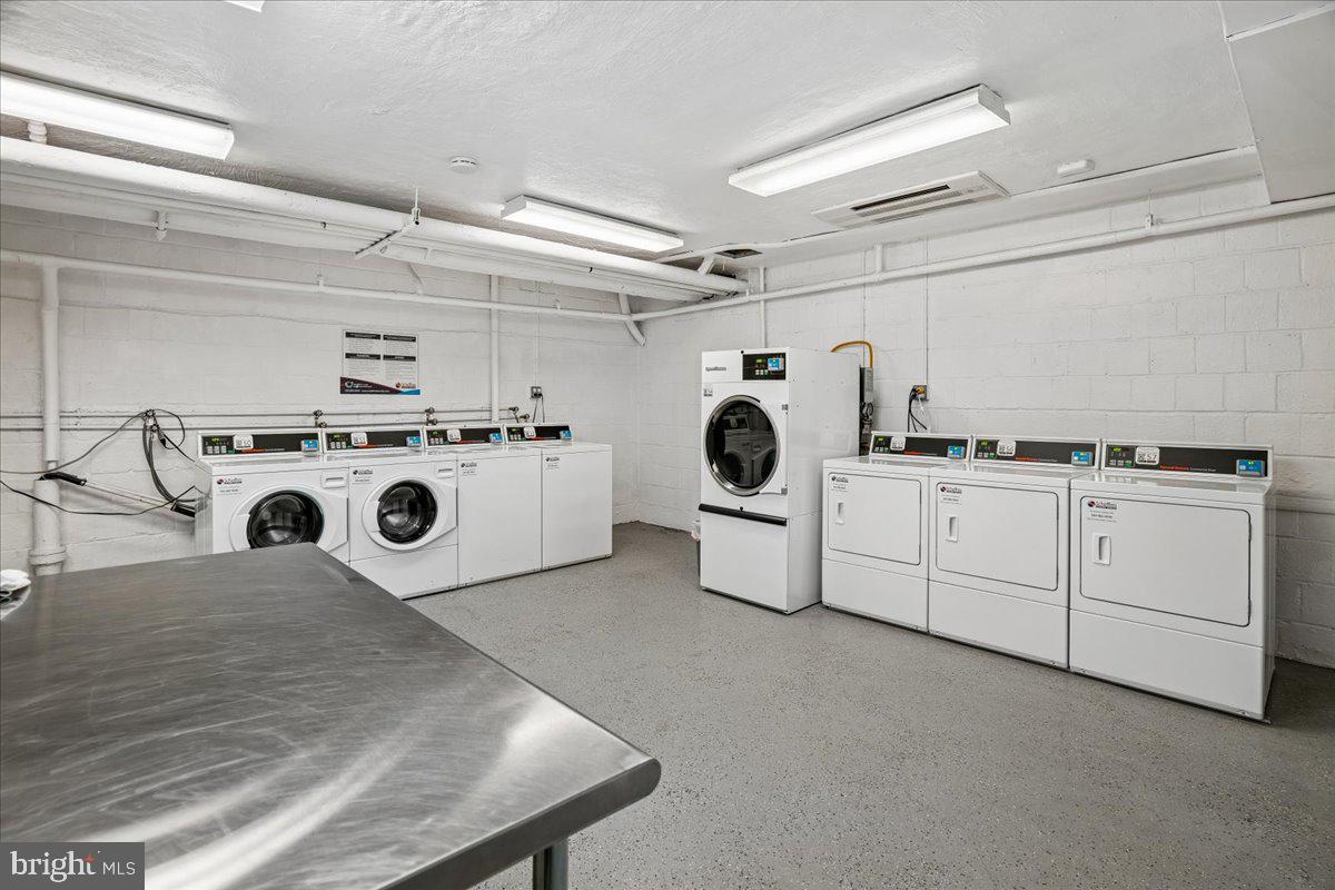 2710 Macomb St Nw #111 Property Photo 23