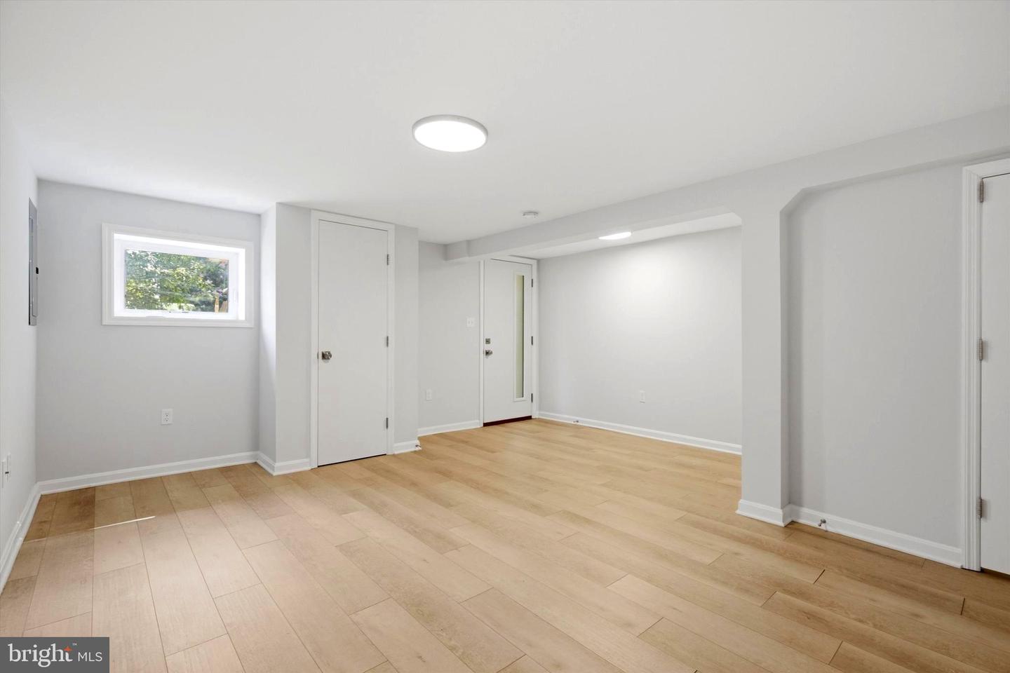 1724 2nd St Nw #2 Property Photo 4