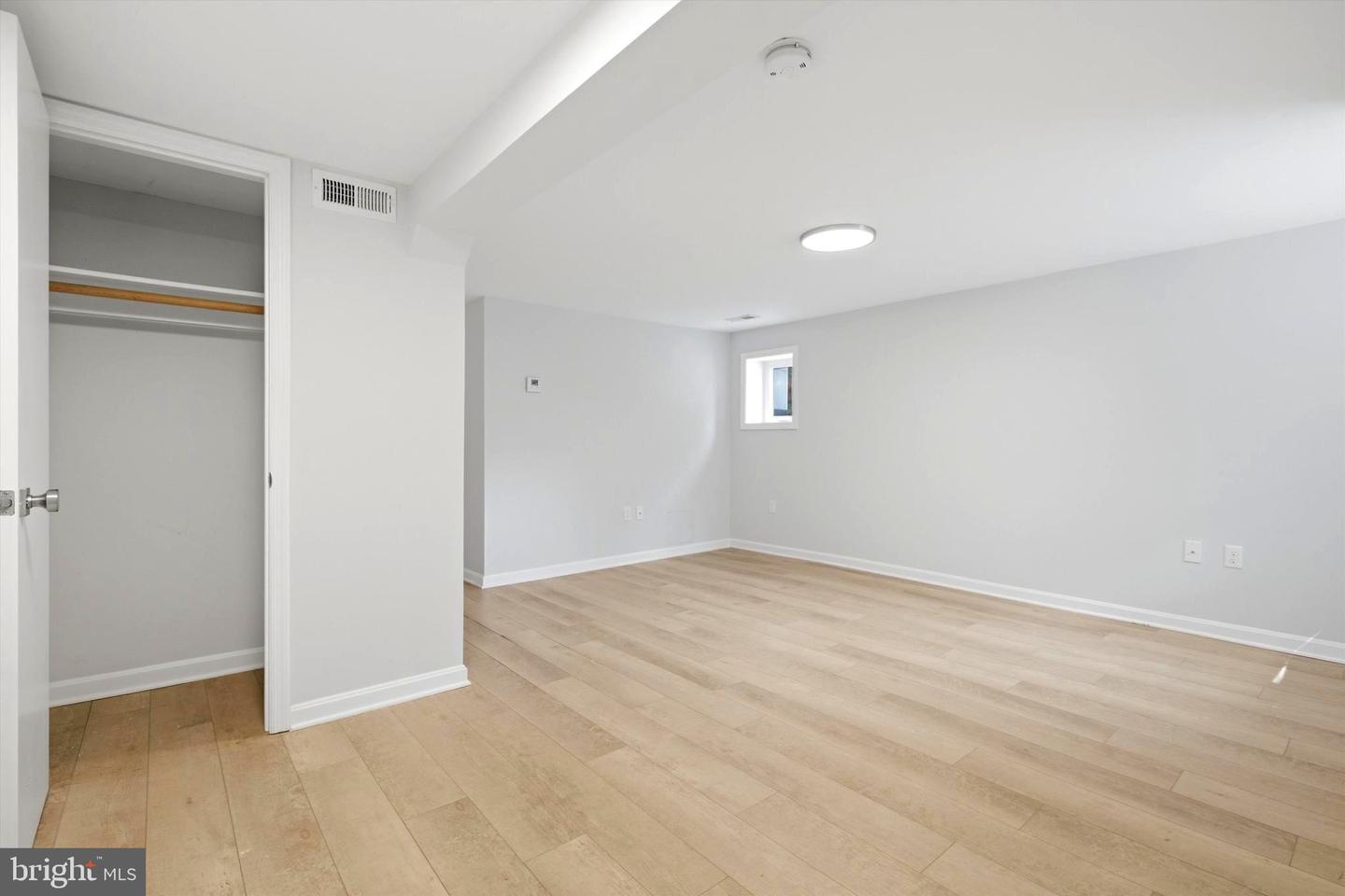 1724 2nd St Nw #2 Property Photo 6