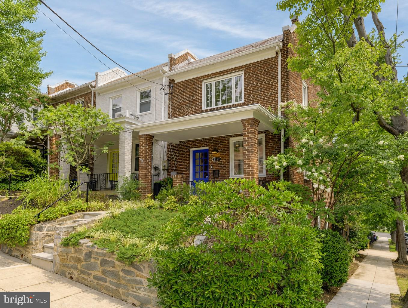 2117 Observatory Pl Nw Property Photo 5