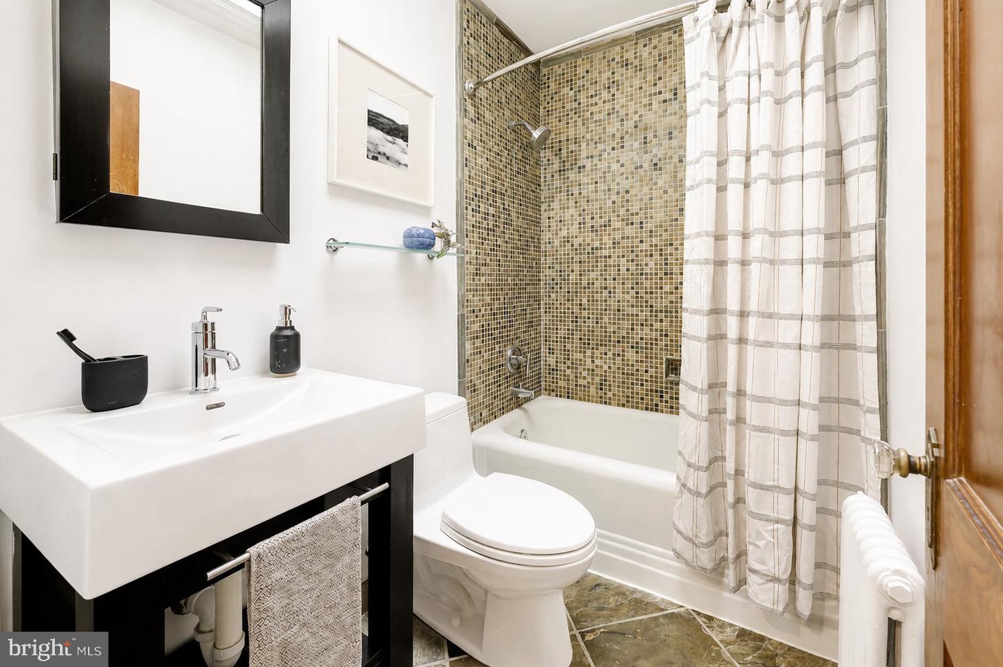 2117 Observatory Pl Nw Property Photo 34