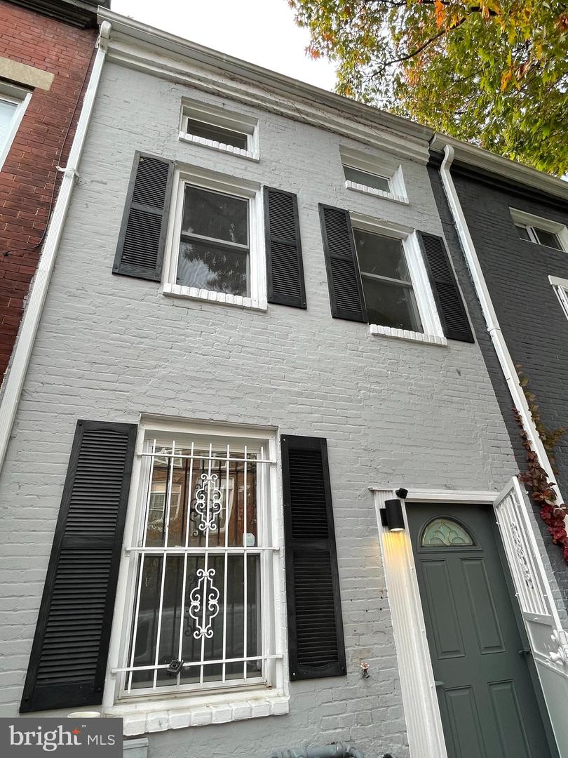 2016 10TH ST NW Property Photo 1