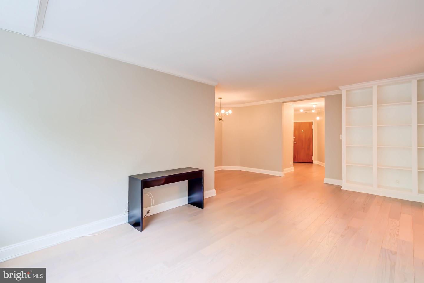 4200 Cathedral Ave Nw #512 Property Photo 9