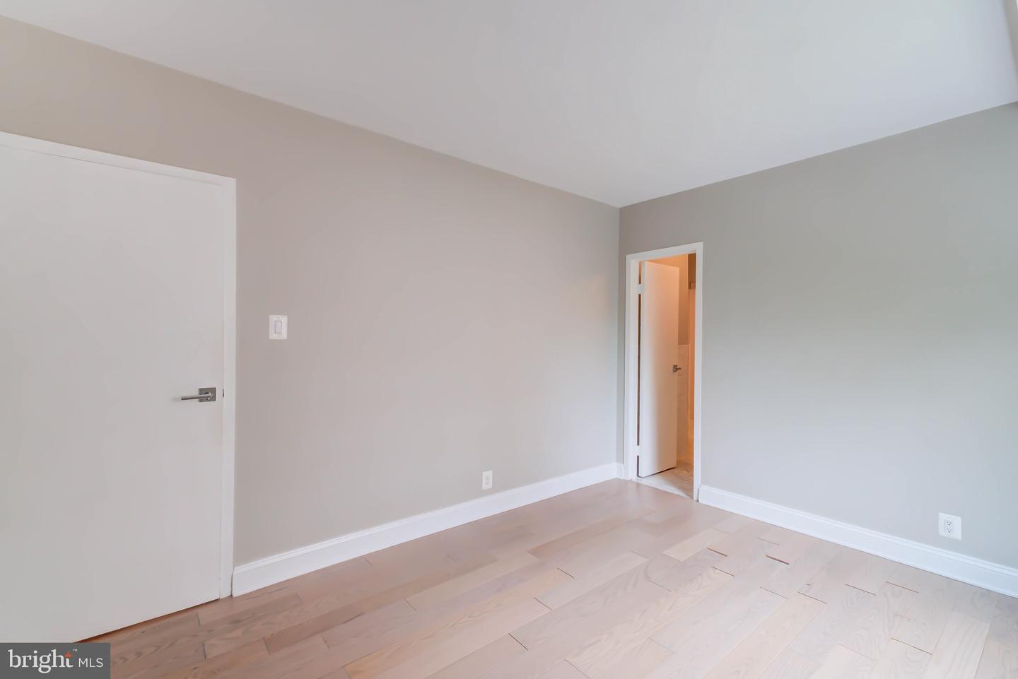4200 Cathedral Ave Nw #512 Property Photo 22