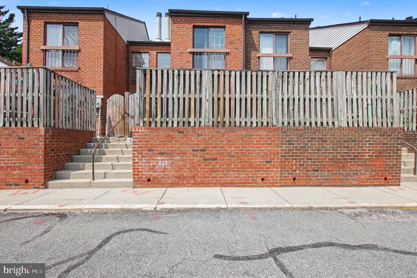 1802 Bryant St Ne Property Photo 11