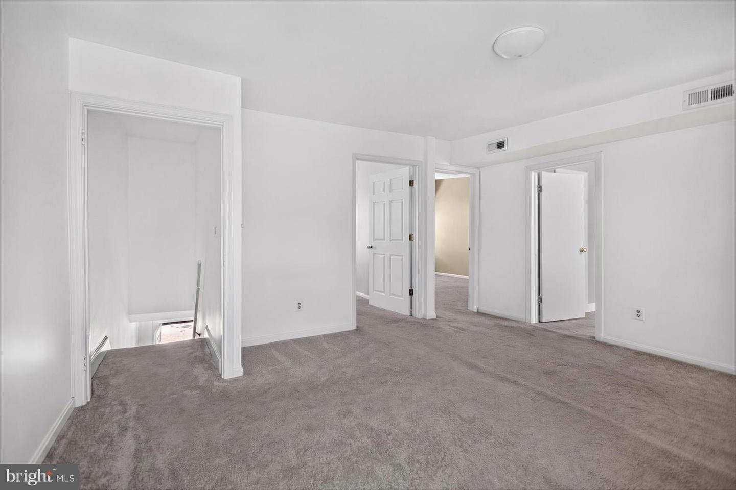 313 8th St Ne Property Photo 29