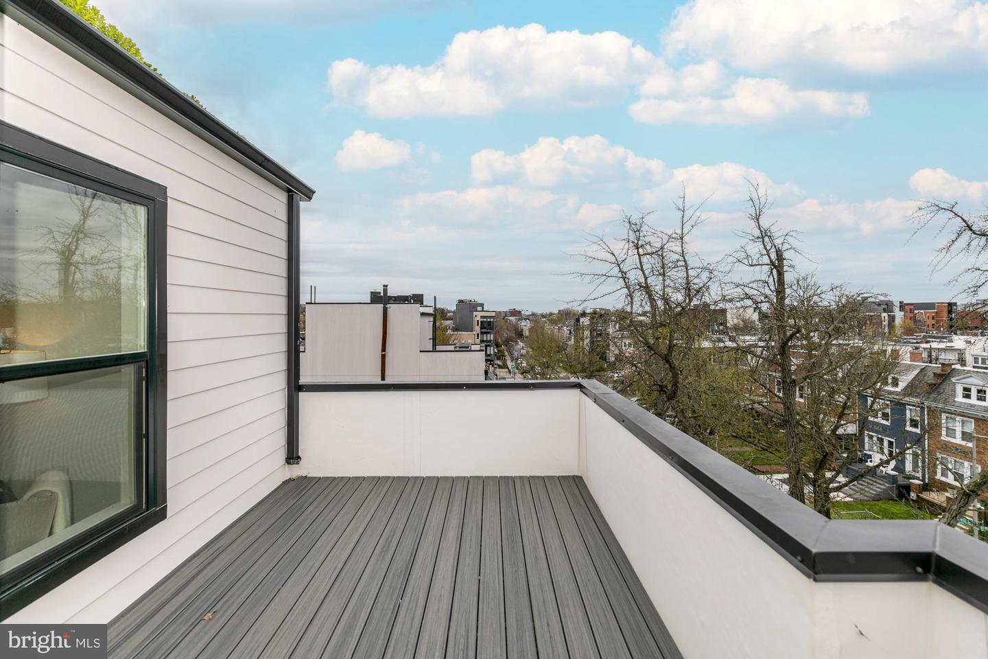 1421 Spring Rd Nw #302 Property Photo 17