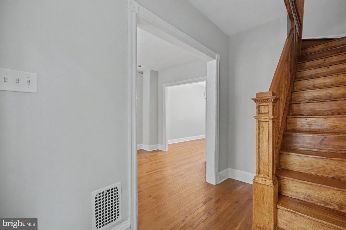 721 Harvard St Nw Property Photo 4