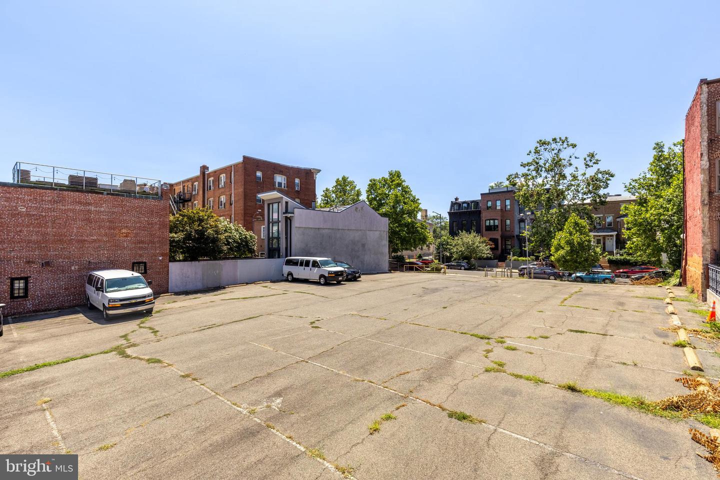 1323 10th St Nw Property Photo 6