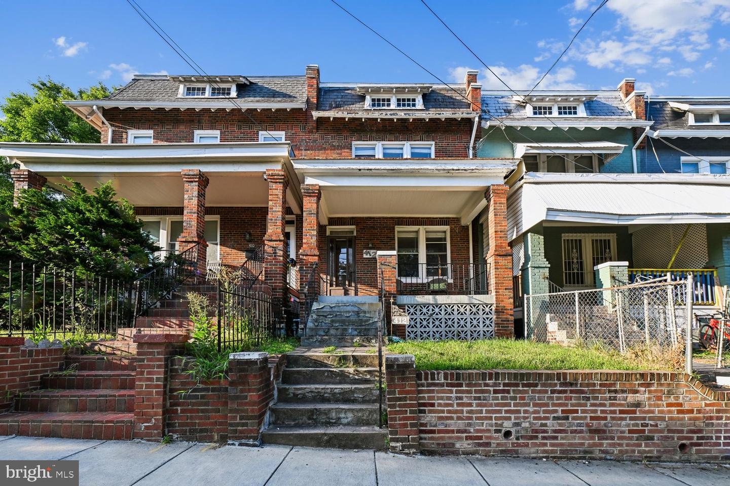 412 Gallatin St Nw Property Photo 1