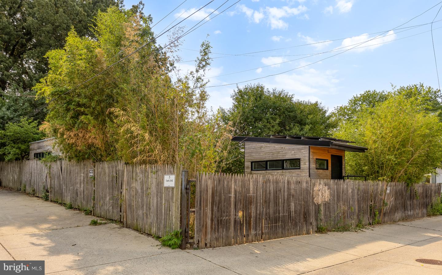 21 Evarts St Ne Property Photo 15
